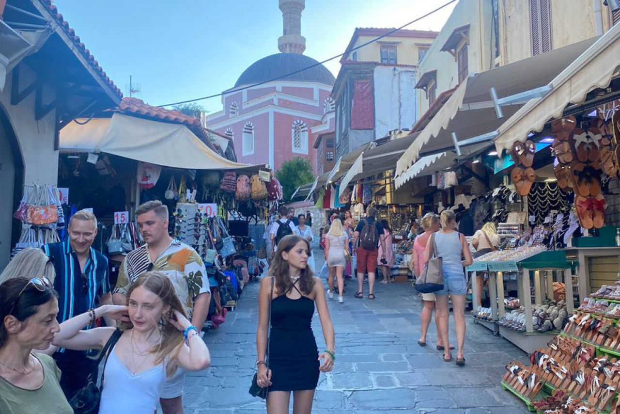  Tarih, deniz ve mükemmel yemekleriyle; Rodos Adası 