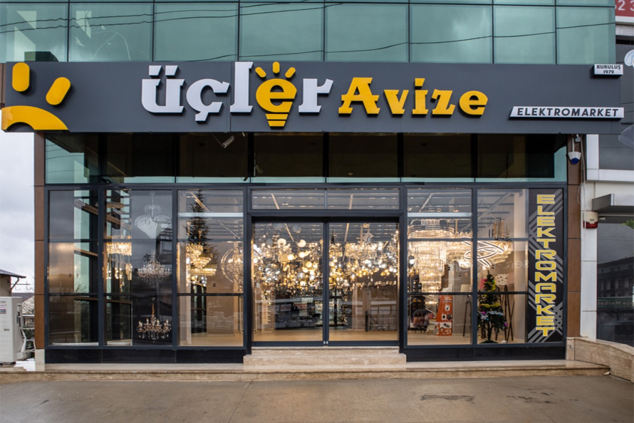  Üçler Elektromarket Aydınlatma Işıl Işıl Parlayan Yeni Yüzü ile Başiskele’de... 