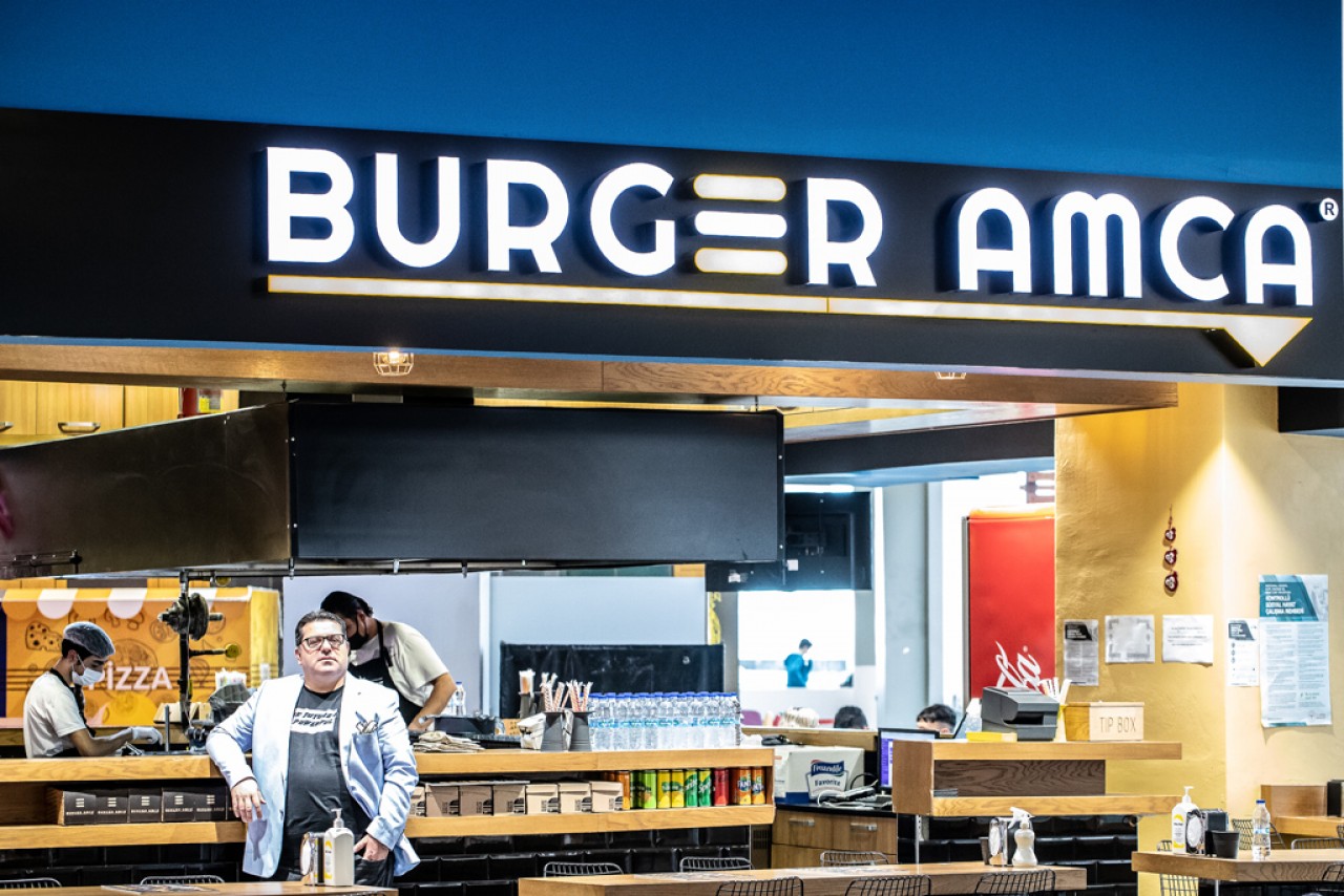  Burger Severler Dikkat..; Burger Amca ile Tanışın 