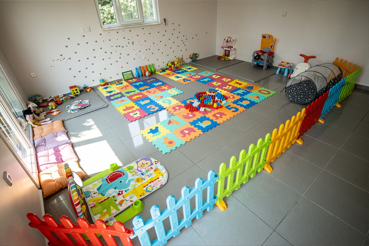  Apartman Dairelerine Sıkışmadan, Doğa ile İç İçe / Masal Oyun Evi 