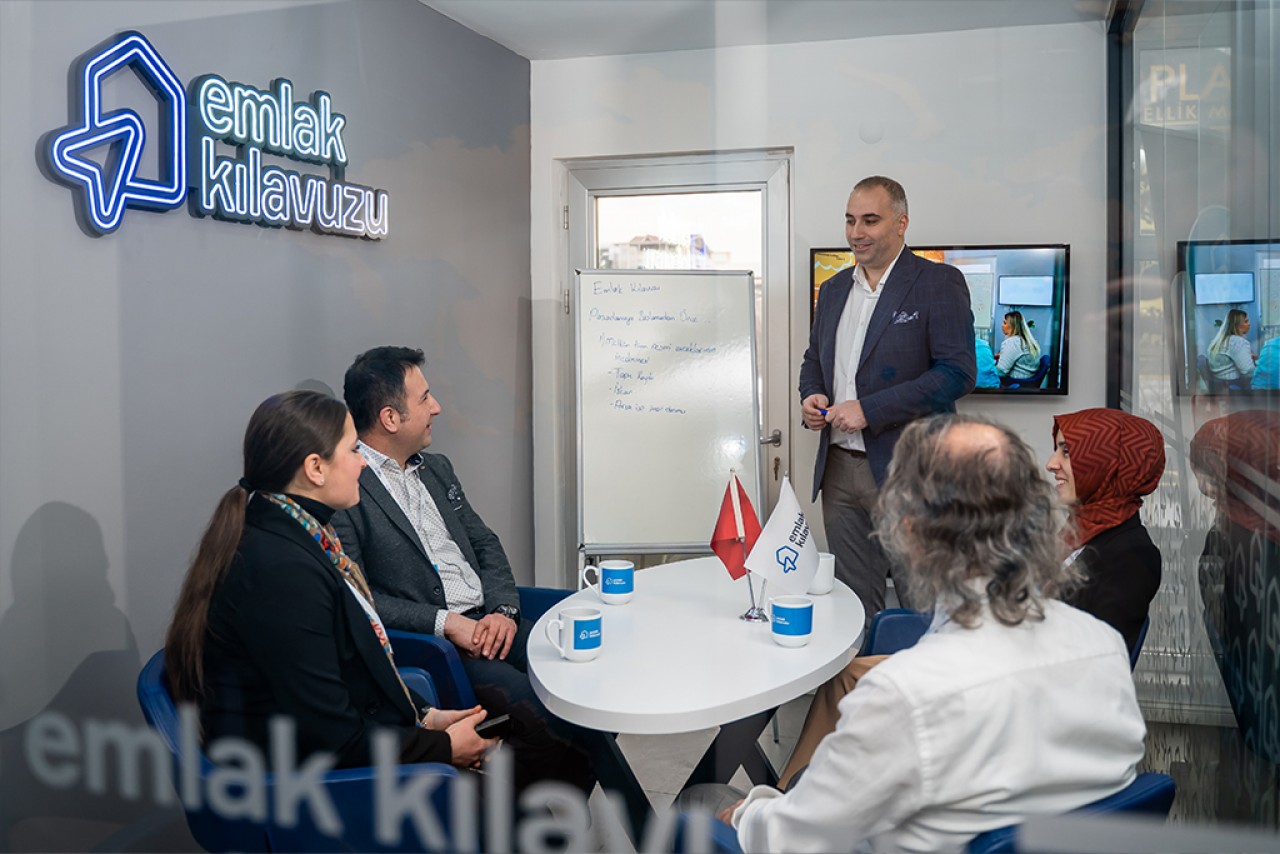  Sektörün Güven Veren ve Sevilen İsmi...  MURAT UYGUN 