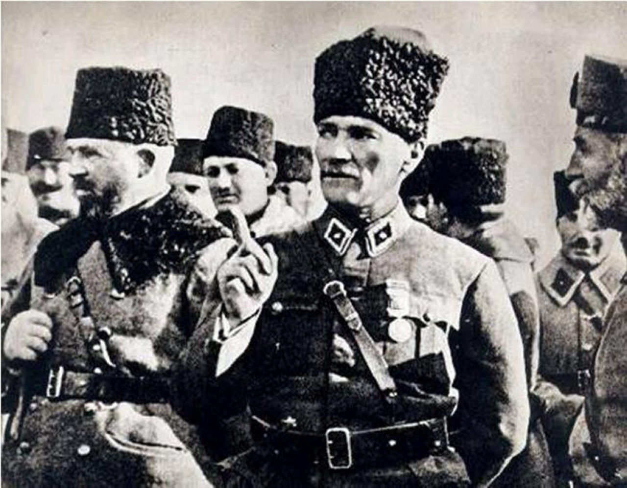  Atatürk’ün İzmit Ziyaretleri 