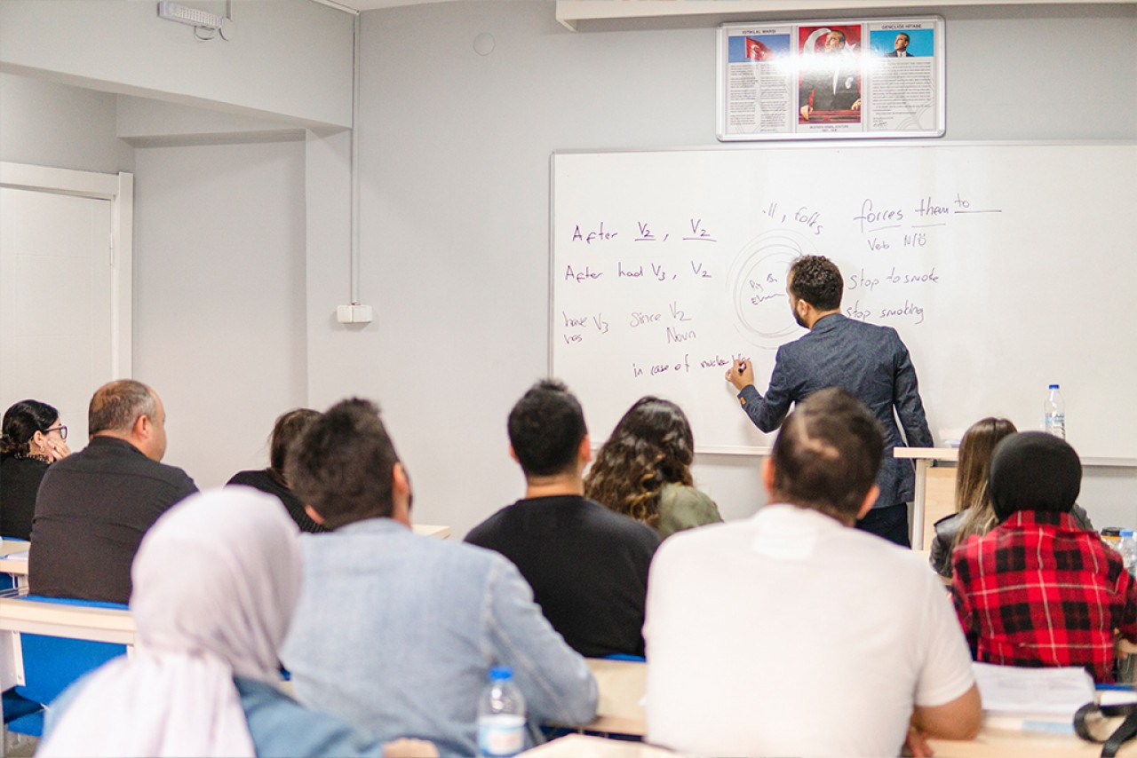  AKIN DİL EĞİTİM “Akın to Yakın to” 