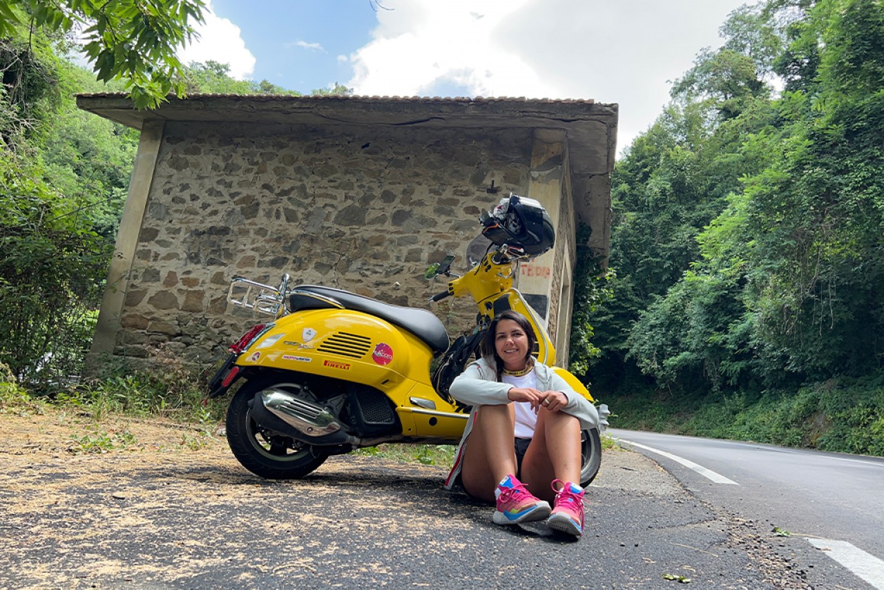  Vespa ile Avrupa / Gülşah Merve Yüksel 