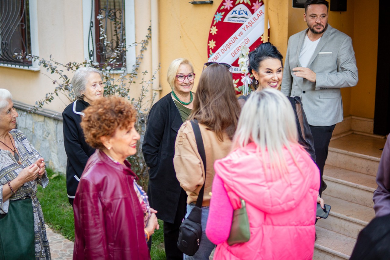  Bihter Sanat Akademi Açıldı 