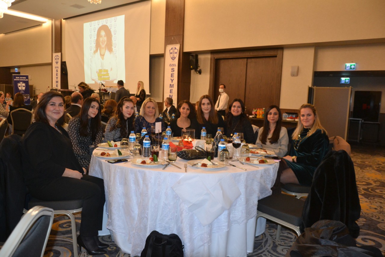  Özel Seymen Eğitim Kurumları Öğretmenler Günü’nü Coşkuyla Kutladı 