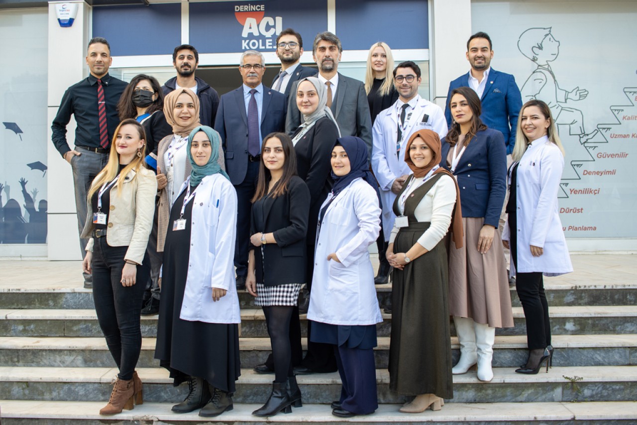 Başarıya Bu Açıdan Bak: Özel Derince Açı Koleji 