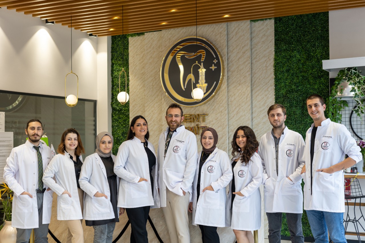  “Kendi adıma nasıl bir klinikte tedavi görmek isterdim?” / DENTİZMİT 