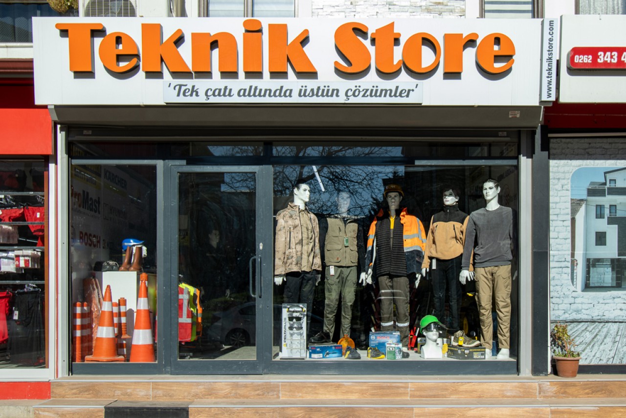 Teknik Store / Outdoor Mağazası 