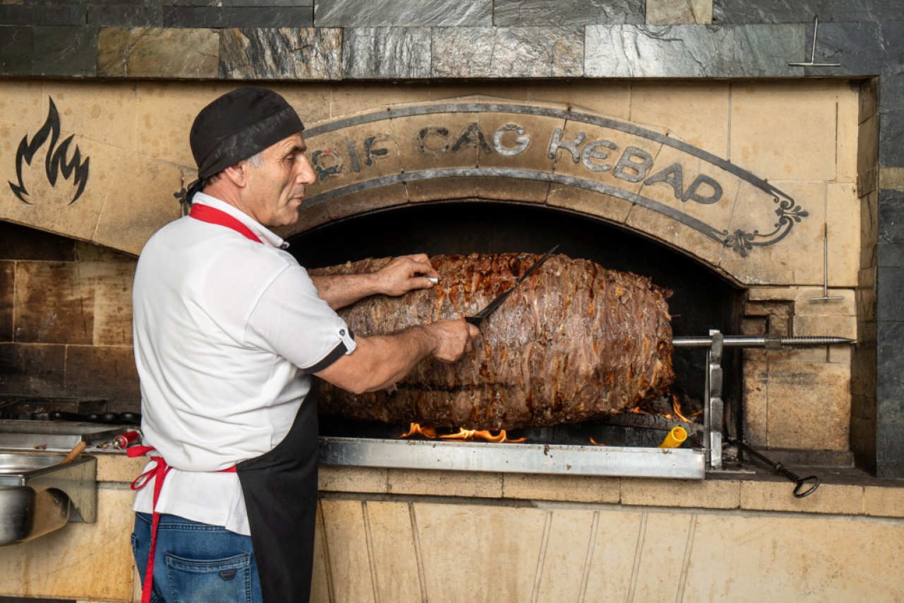  Şehrin Lezzet Yıldızı Tarif Cağ Kebap 3 Yaşında 