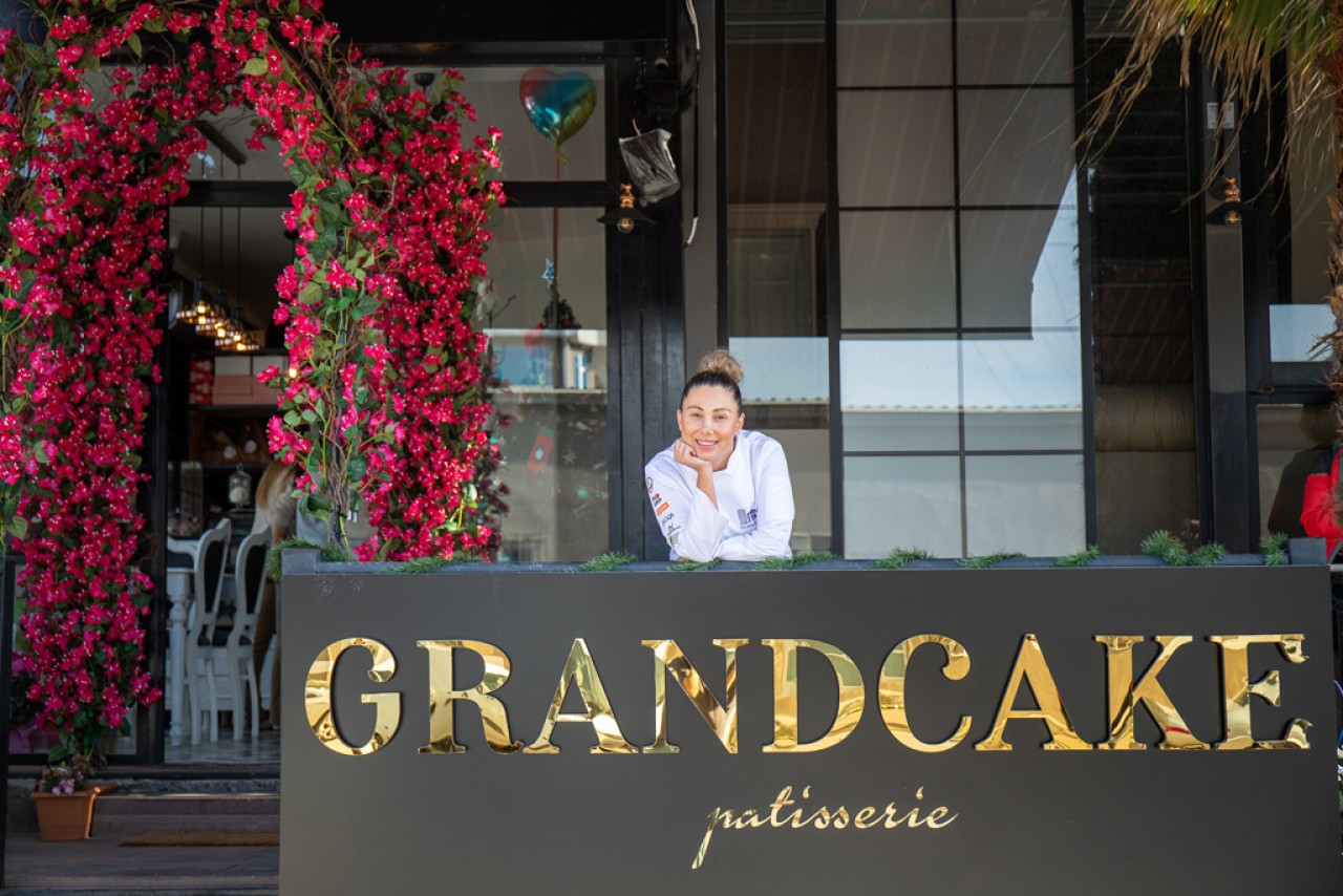  Şehrin Sevimli Fırınından Harika Lezzetler… Grandcake Patisserie Açıldı 
