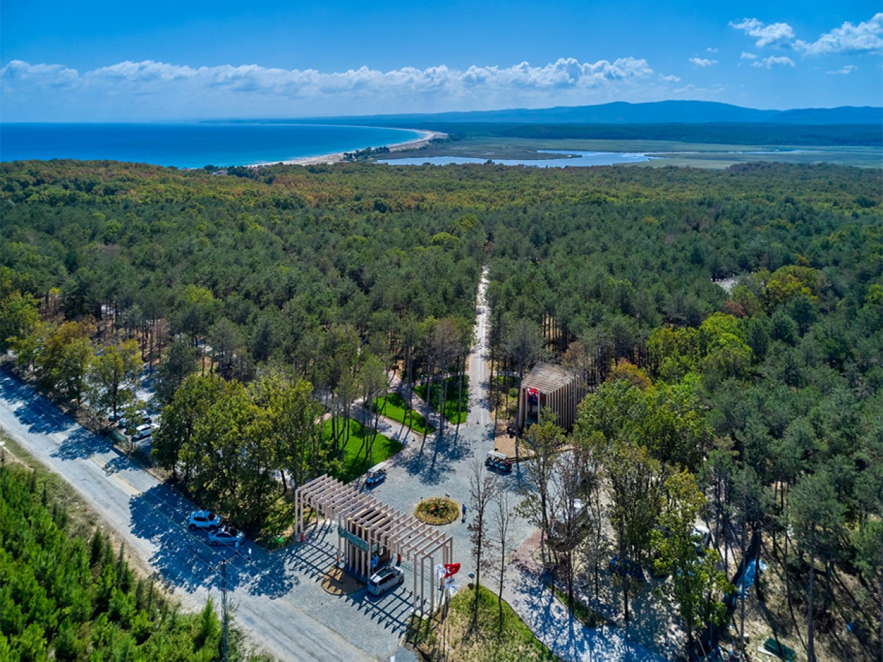  Türkiye'nin En Büyük Glamping Tesisi: Longosphere 