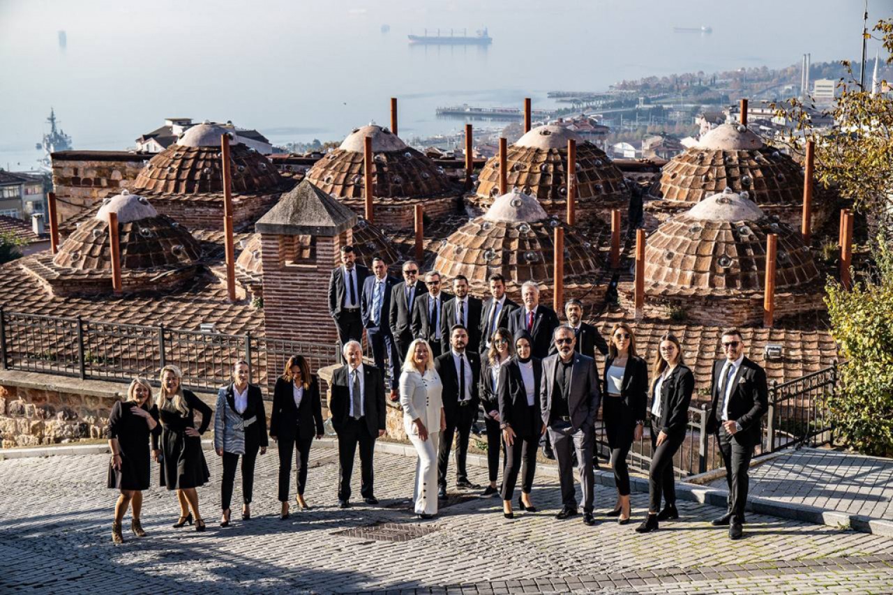  Remax Vizyon 2022 Yılına Gümbür Gümbür Geliyor… 