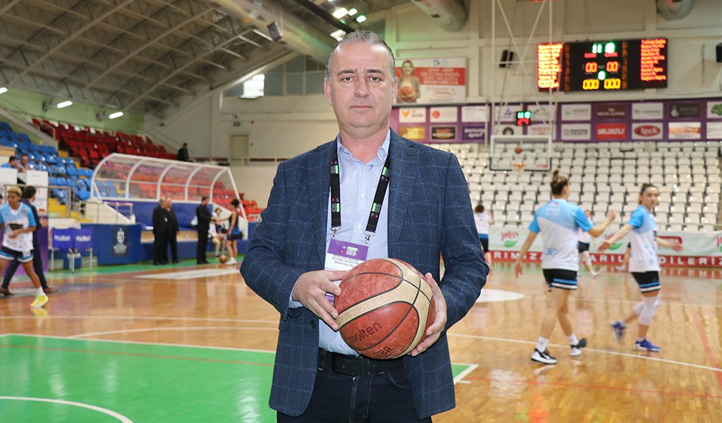 Altyapı Ondan Sorulur