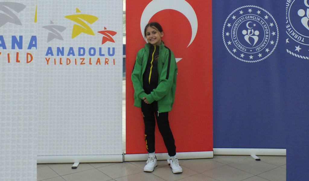 Asel Nas Yeşilçam  Bronz Madalya İle Kocaeli'ye Döndü