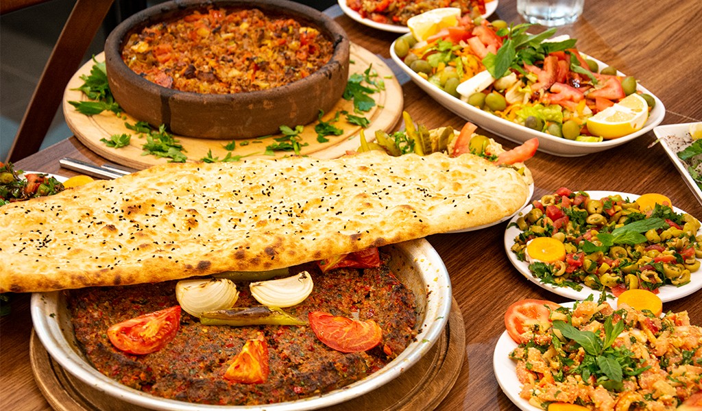 Hatay Sofrası Açıldı