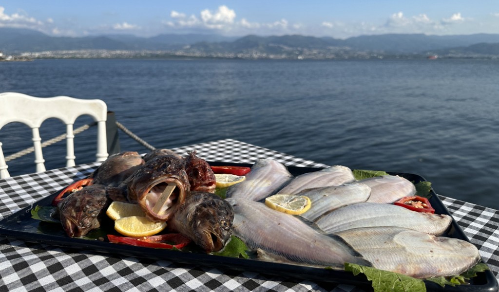 İzmit Yelken Restoran  Sadece Kocaeli’nin Değil Dünya’nın En Güzel Restoranlarından...