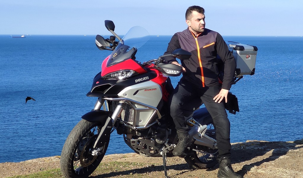 Motopixel TV YouTube'un Tozunu Attırıyor