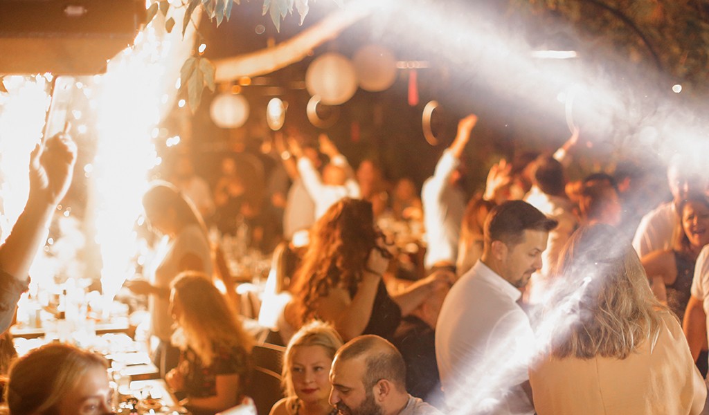 Myhane İzmit Gece Hayatına Damga Vurmaya Devam Ediyor