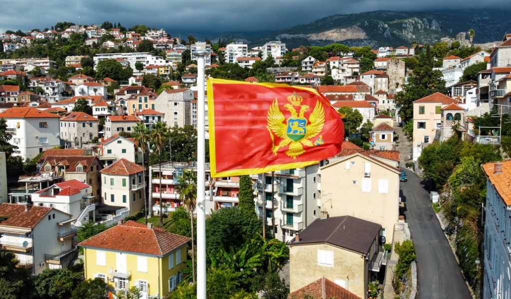 Neden Karadağ’da Ev Almalıyım ?  Karadağ yatırım danışmanı Melis Altan yazdı...