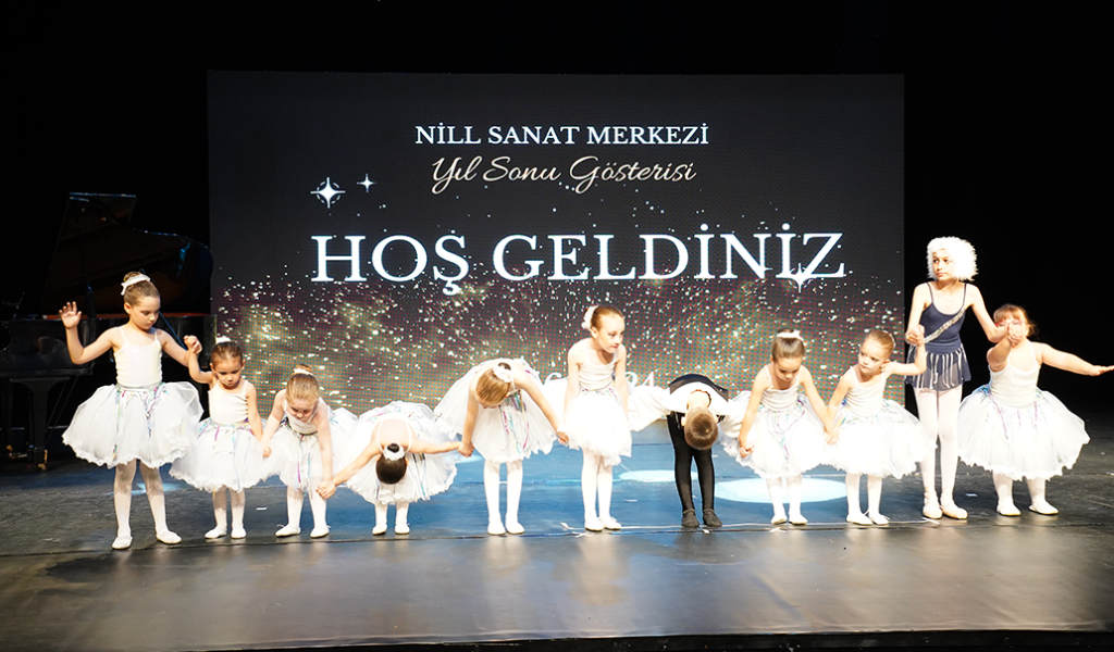 Nill Sanat Merkezi  “Işıldamaya Devam Ediyor”