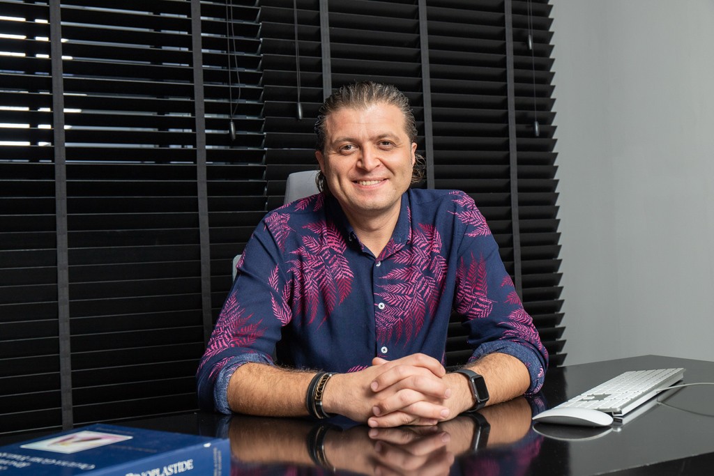 Op. Dr. Erkan Esen Estetik Burun Ve Kulak Ameliyatları