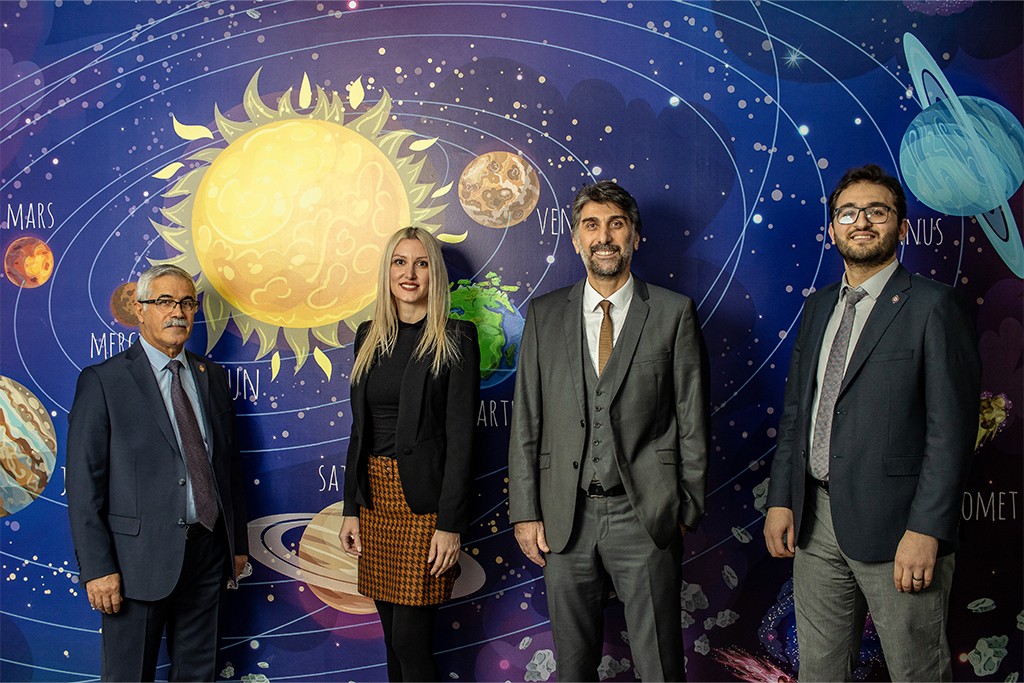 ÖZEL DERİNCE AÇI ANADOLU LİSESİ