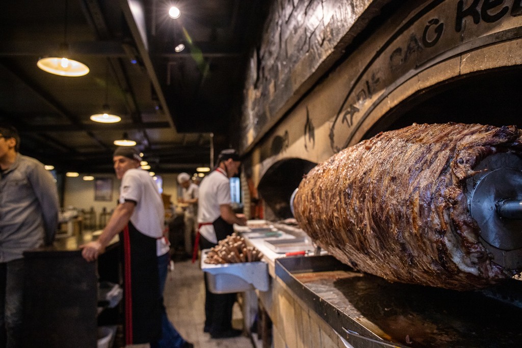 Şehrin Lezzet Yıldızı Tarif Cağ Kebap 3 Yaşında